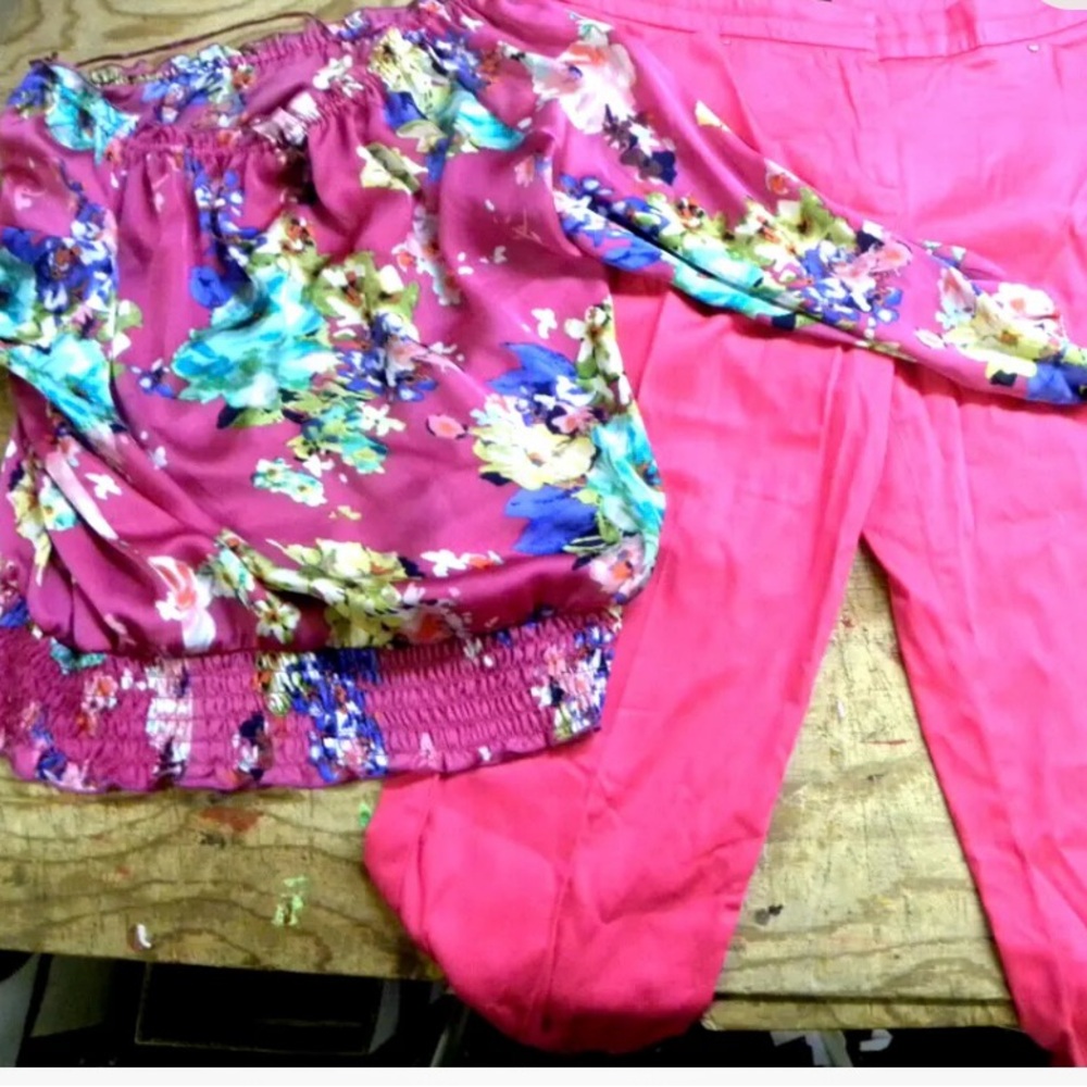 Floral top and capris